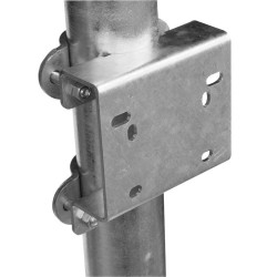 Mounting plate with 1/2 flange for PF1/PF2/PF3/PF5/PF6/Polyflex drinkers on post : p1130733