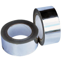 Roll of aluminium adhesive tape : p1130786