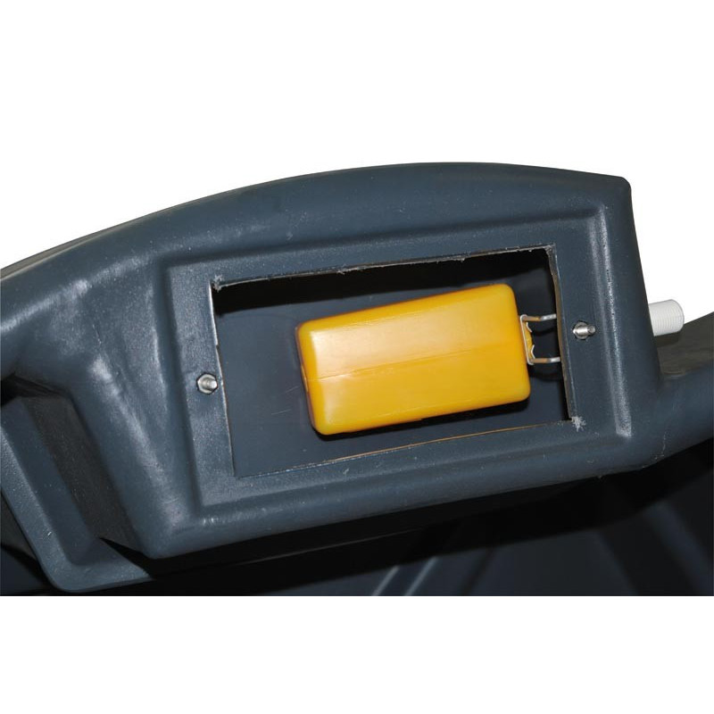 Float valve tap with protective plate for SUPERBAC strip rim : p1138301