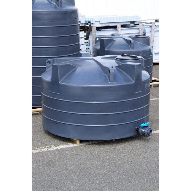 Vertical above-ground storage tank ø 1,95 m - 3000 L : p1160400
