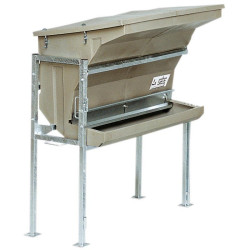 Foal feeder with reserve pack : p1213303